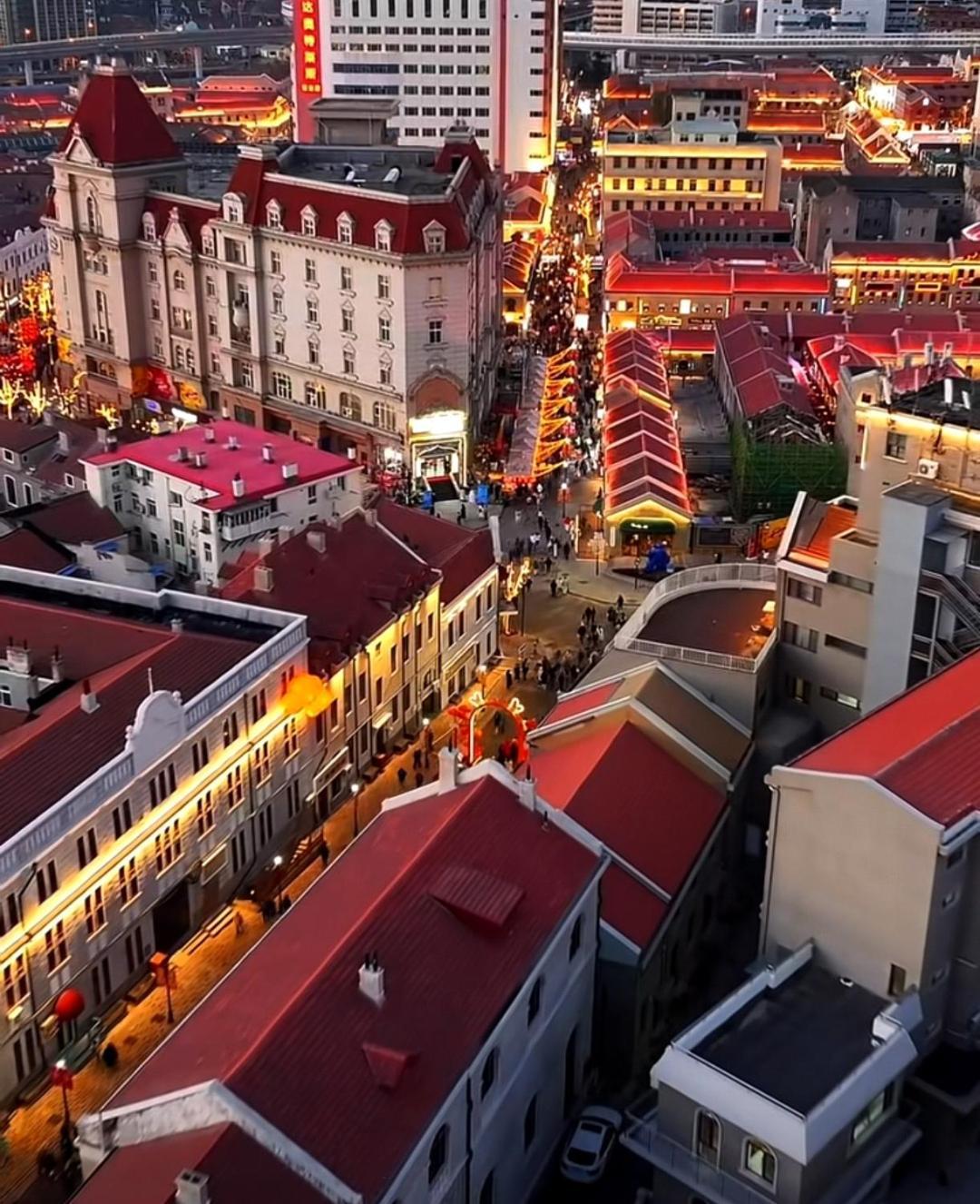 Hua Qi Kaiserdom Hotel Zhongshan Road St Michael'S Cathedral And Zhanqiao Pier Qingdao Buitenkant foto
