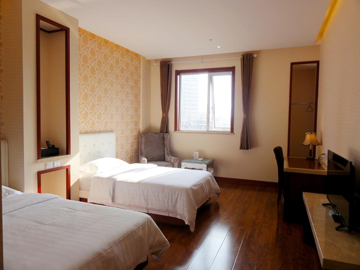 Hua Qi Kaiserdom Hotel Zhongshan Road St Michael'S Cathedral And Zhanqiao Pier Qingdao Buitenkant foto