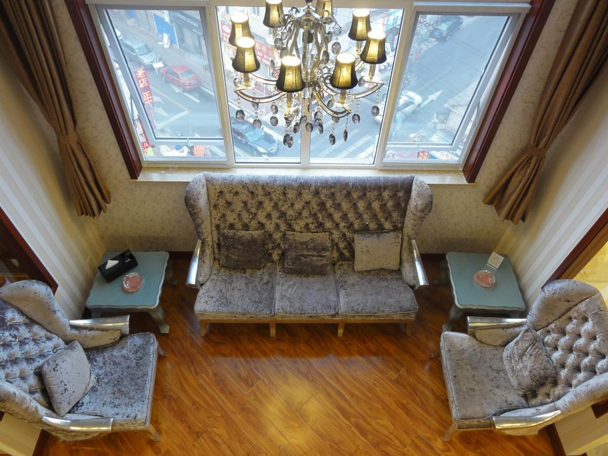 Hua Qi Kaiserdom Hotel Zhongshan Road St Michael'S Cathedral And Zhanqiao Pier Qingdao Buitenkant foto