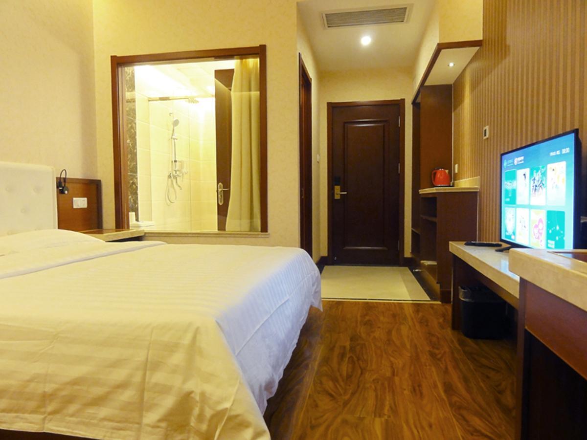 Hua Qi Kaiserdom Hotel Zhongshan Road St Michael'S Cathedral And Zhanqiao Pier Qingdao Buitenkant foto
